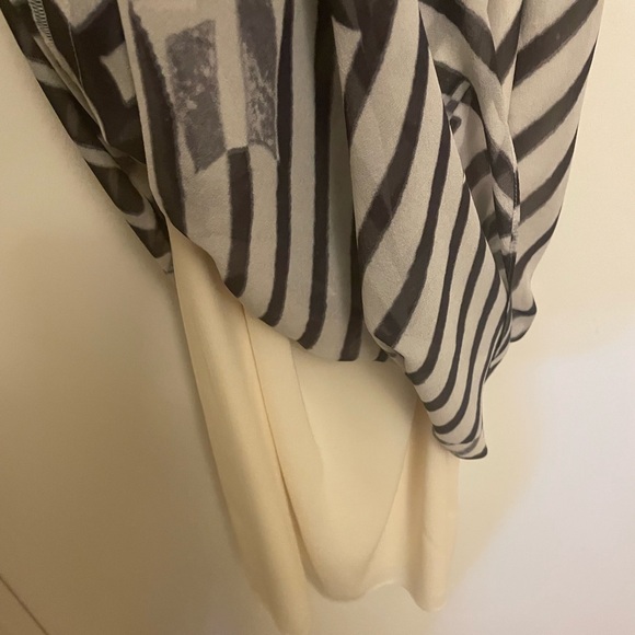 Theory 100% silk one shoulder dress - Picture 2 of 4